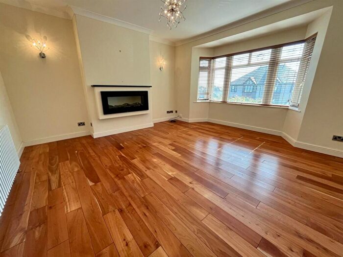 3 Bedroom Flat To Rent In Mount Avenue, Morecambe, LA4
