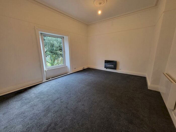 4 Bedroom Flat To Rent In Brow Top, Workington, CA14