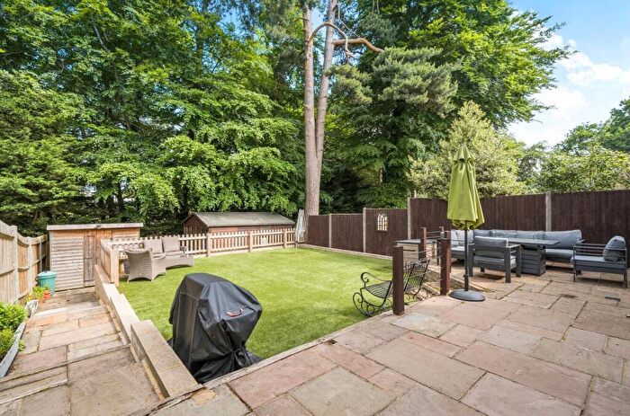 4 Bedroom Detached House For Sale In Alphington Avenue, Frimley, Camberley, Surrey, GU16