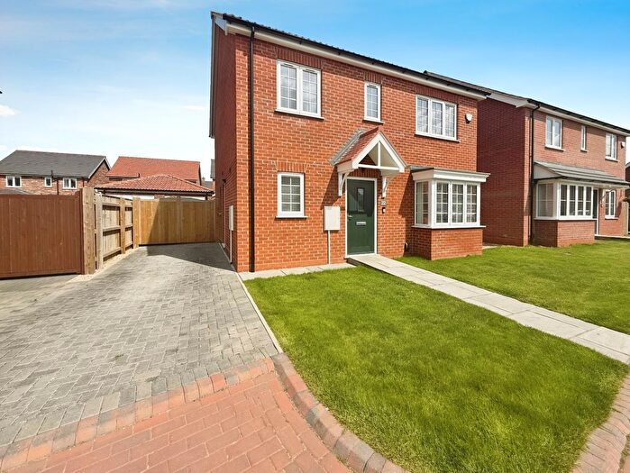4 Bedroom Detached House To Rent In Honningsvaag Close, New Waltham, Grimsby, Lincolnshire, DN36