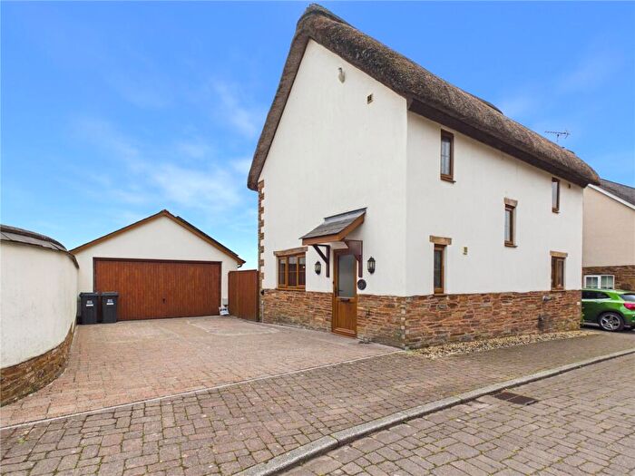 3 Bedroom Detached House For Sale In Iter Park, Bow, Crediton, Devon, EX17