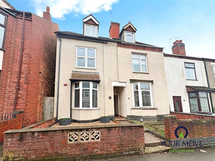 3 Bedroom End Of Terrace House For Sale In Newtown Road, Bedworth, Warwickshire, CV12