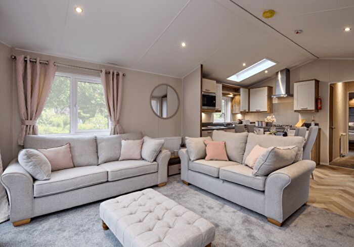 2 Bedroom Lodge For Sale In Gartmore, Stirling, FK8