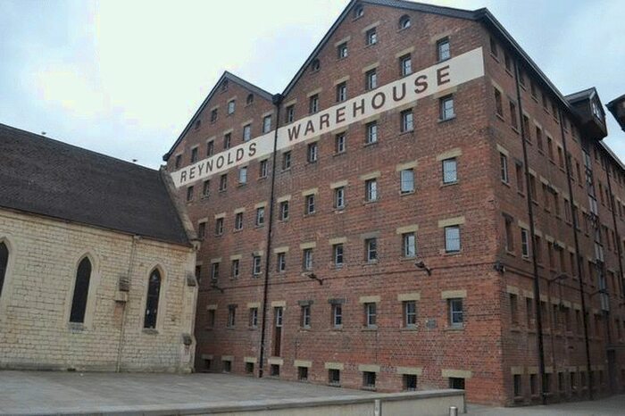 2 Bedroom Flat To Rent In Double Reynolds, The Docks, Gloucester GL1