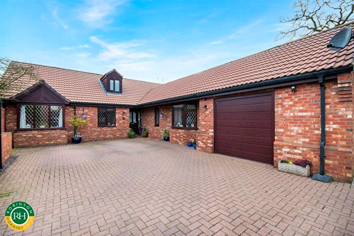 3 Bedroom Bungalow For Sale In Main Street, Auckley, Doncaster, DN9