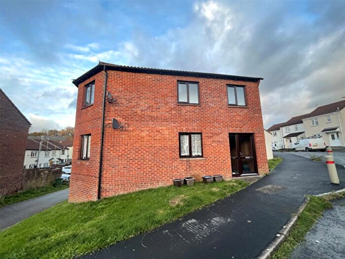 3 Bedroom Apartment To Rent In Long Meadow Drive, Barnstaple, Devon, EX32