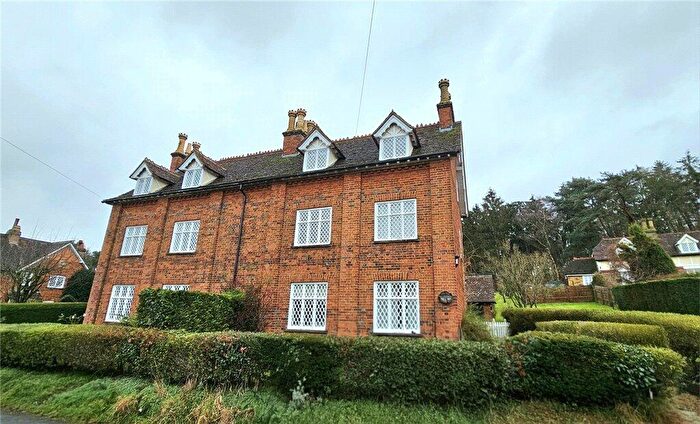 4 Bedroom Semi-Detached House To Rent In The Village, Old Warden, SG18