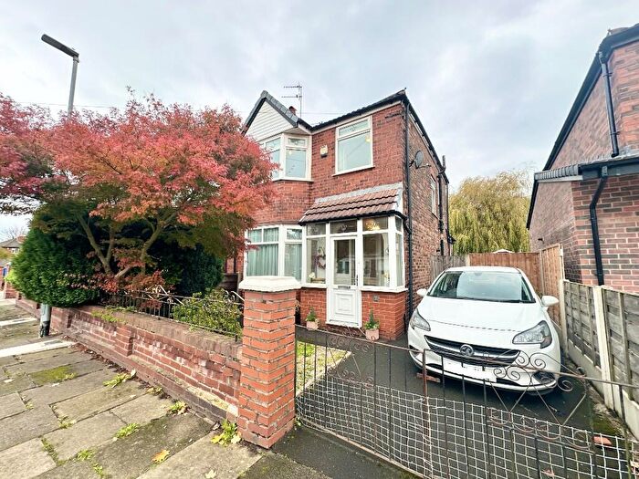3 Bedroom Semi Detached House For Sale In Barkway Road, Stretford, Manchester, Greater Manchester, M32