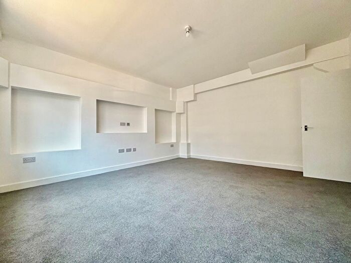 2 Bedroom Flat To Rent In Crane Mead, Ware, SG12