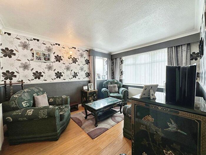 4 Bedroom Detached Bungalow For Sale In Mendip Crescent, Bury, BL8