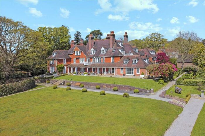 4 Bedroom Terraced House For Sale In Haywards Heath, RH17