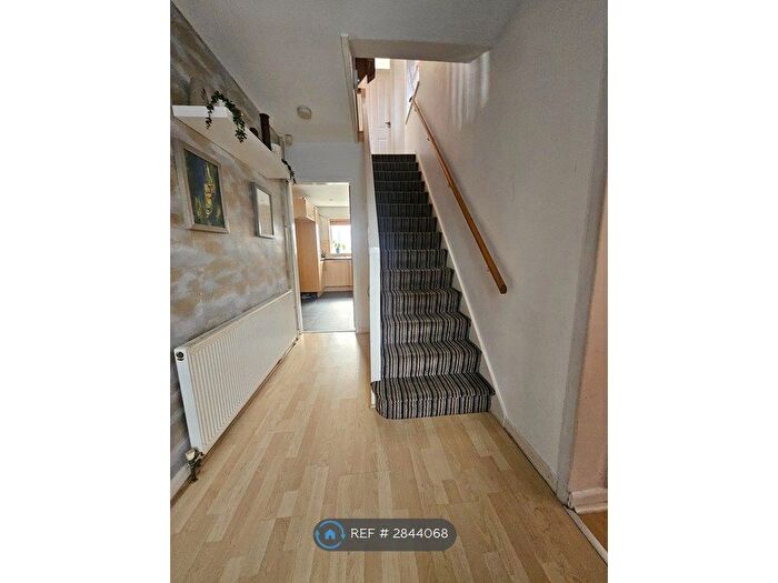 4 Bedroom Semi Detached House To Rent In Cottesbrook Close, Coventry, CV3