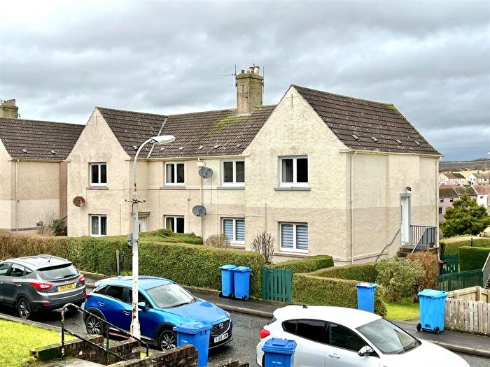 2 Bedroom Flat For Sale In Burt Street, Wellwood, KY12