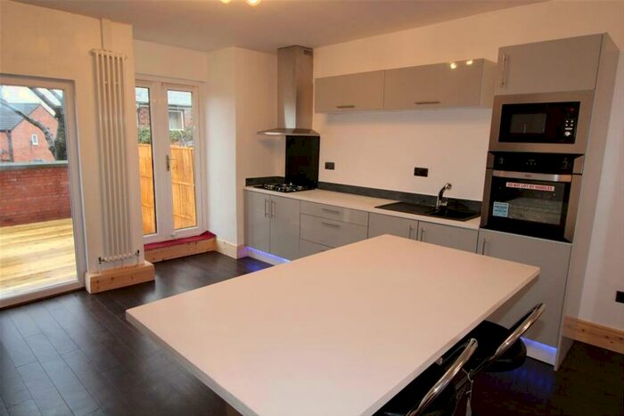 3 Bedroom House To Rent In Tulketh Crescent, Ashton On Ribble, Preston, PR2