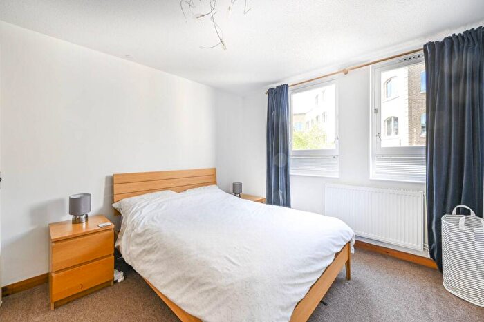 1 Bedroom Flat For Sale In St Katherines Way, St Katharine Docks, London, E1W