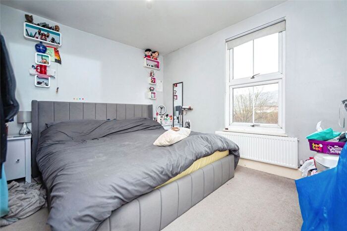 3 Bedroom Terraced House For Sale In Formby Terrace, Halling, Rochester, Kent, ME2