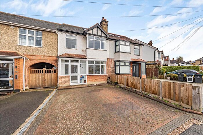 4 Bedroom Terraced House For Sale In Myrtle Grove, New Malden, KT3