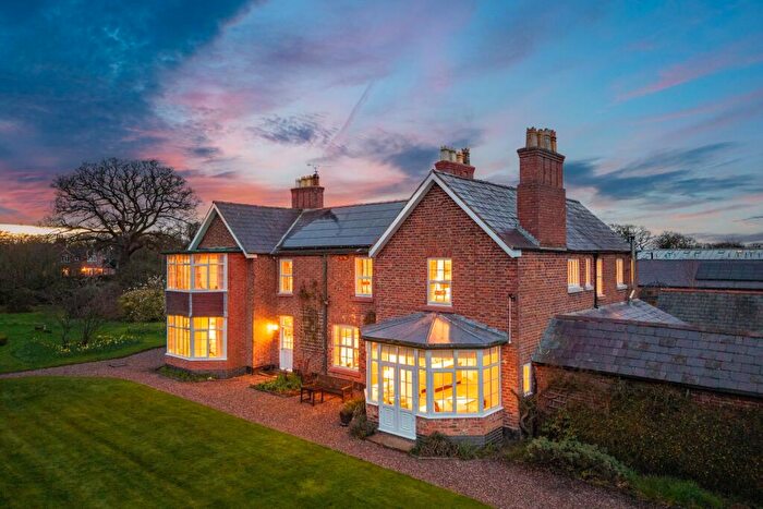 5 Bedroom Farm House For Sale In Picton Gorse Farm, Ash Hay Lane, Picton, Chester, CH2