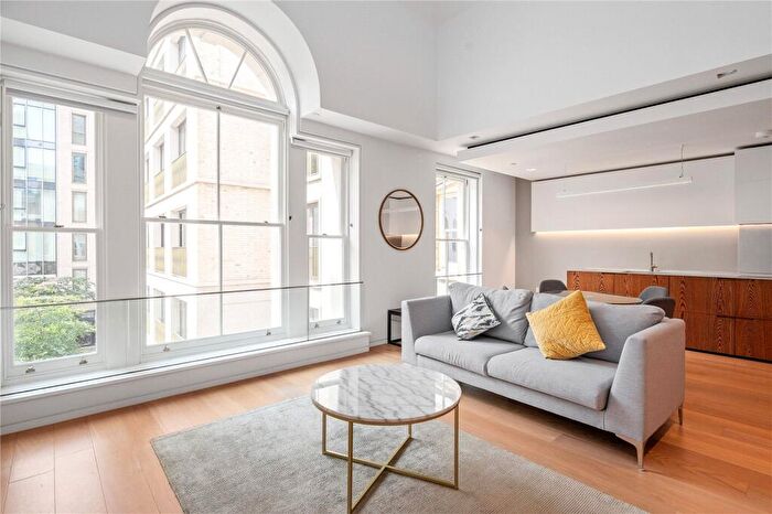 1 Bedroom Apartment To Rent In Hogarth House, Bartholomew Close, London, EC1A