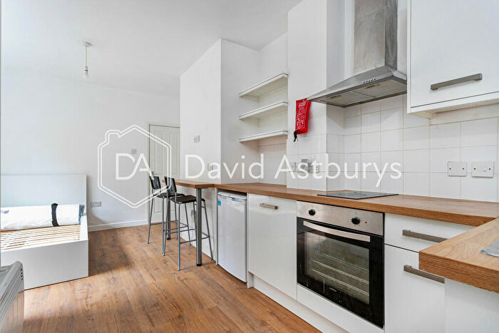 Studio To Rent In Archway Road, Highgate, London, N6