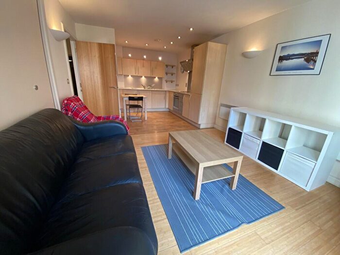 2 Bedroom Apartment To Rent In Watermarque, Browning Street, B16