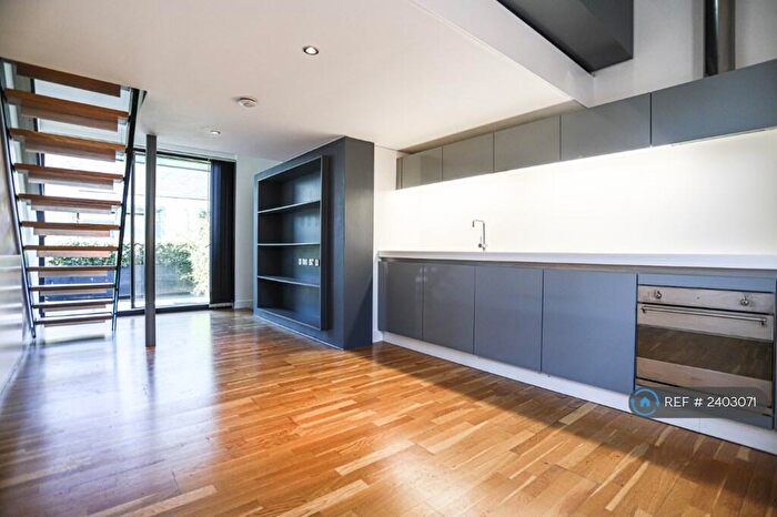 2 Bedroom Terraced House To Rent In Laburnum Street, Salford, M6