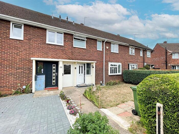 3 Bedroom Property To Rent In Finch Crescent, Leighton Buzzard, LU7