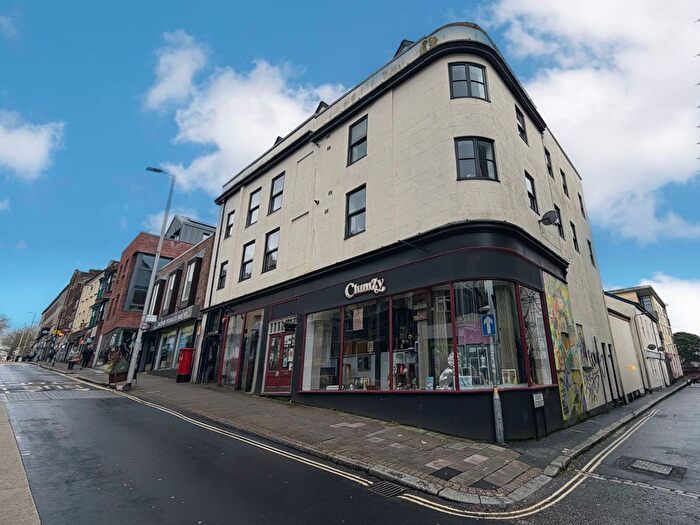 1 Bedroom Flat To Rent In King Street, Exeter, EX1
