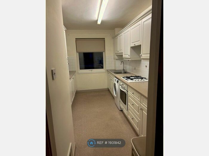 3 Bedroom Flat To Rent In Caerleon, Caerleon, NP18