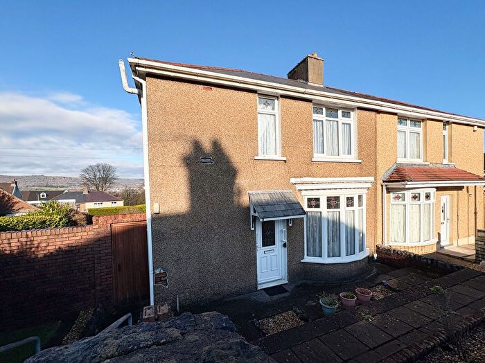 3 Bedroom Semi Detached House For Sale In Greenwood Road, Neath, SA11
