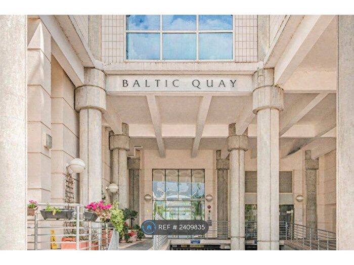3 Bedroom Flat To Rent In Baltic Quay, London, SE16