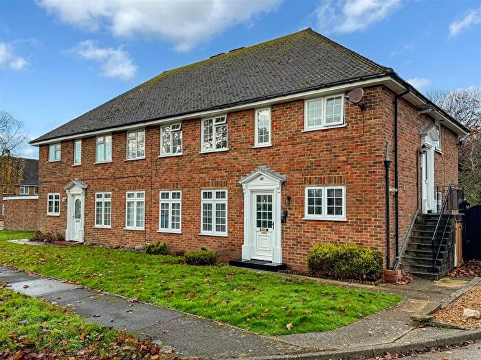 2 Bedroom Maisonette For Sale In Furzedown, Littlehampton, BN17