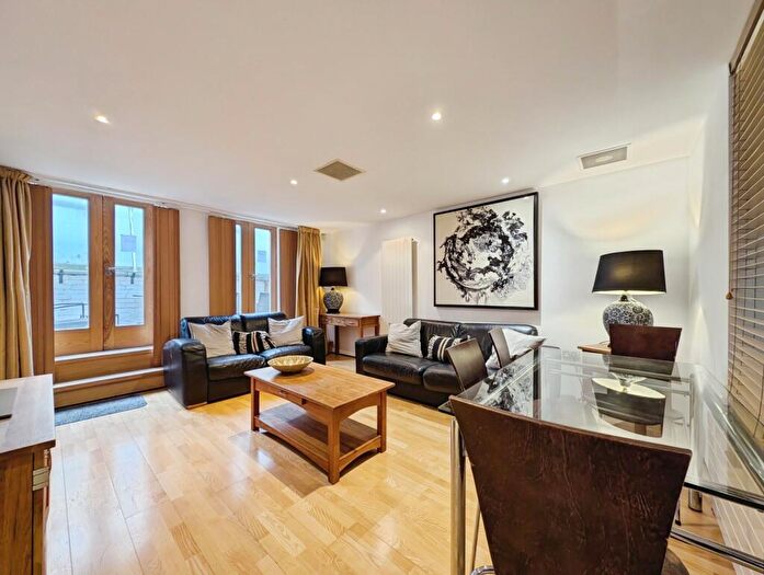 2 Bedroom Flat For Sale In Grey Street, Newcastle Upon Tyne, Tyne And Wear, NE1