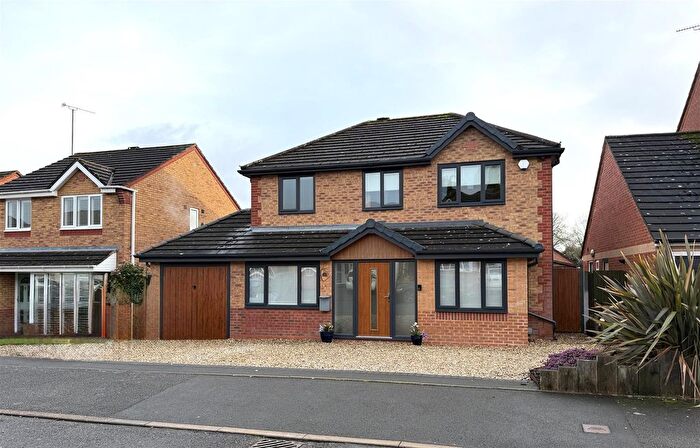 5 Bedroom Detached House For Sale In Chase Side Drive, Rugeley, WS15