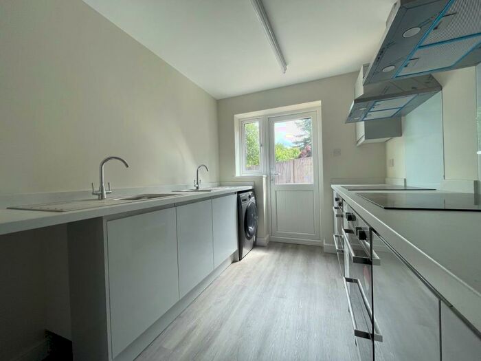 6 Bedroom Semi-Detached House To Rent In Fairfax Road, Norwich, NR4