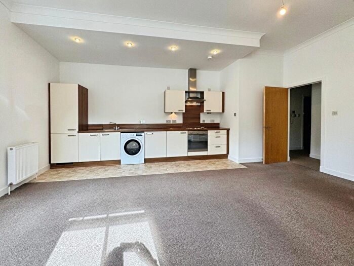 2 Bedroom Flat For Sale In Mcphail Street, Glasgow, G40