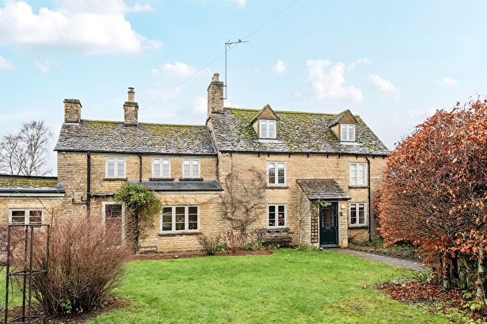 4 Bedroom Cottage To Rent In Chadlington, West Oxfordshire, OX7