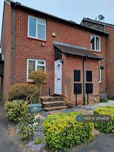 2 Bedroom End Of Terrace House To Rent In Heathfield, Basingstoke, RG22