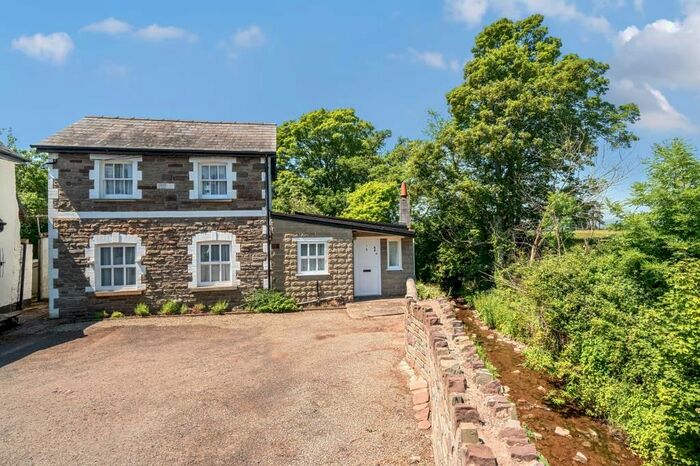 2 Bedroom Detached House For Sale In Brecon, Velindre, Brecon, LD3