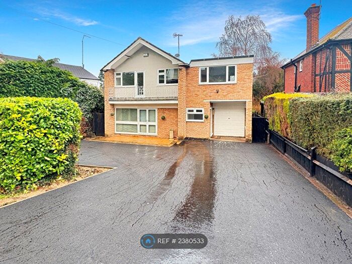 4 Bedroom Detached House To Rent In The Byeway, Rickmansworth, WD3