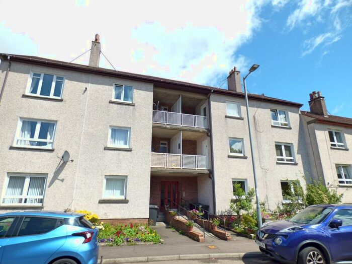 2 Bedroom Flat To Rent In D, Davidson Drive, Gourock, PA19