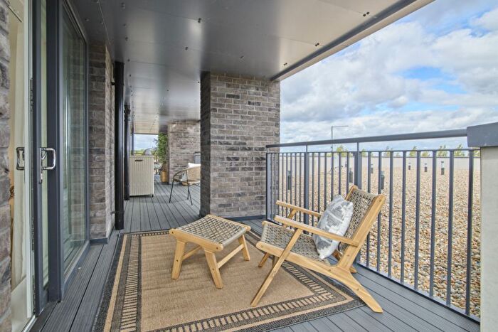 3 Bedroom Flat For Sale In "Type - Grand Court" At Overgate, Milton Keynes, MK9