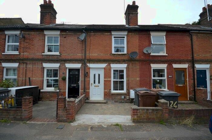 3 Bedroom Terraced House To Rent In Upper Bridge Road, Chelmsford, CM2