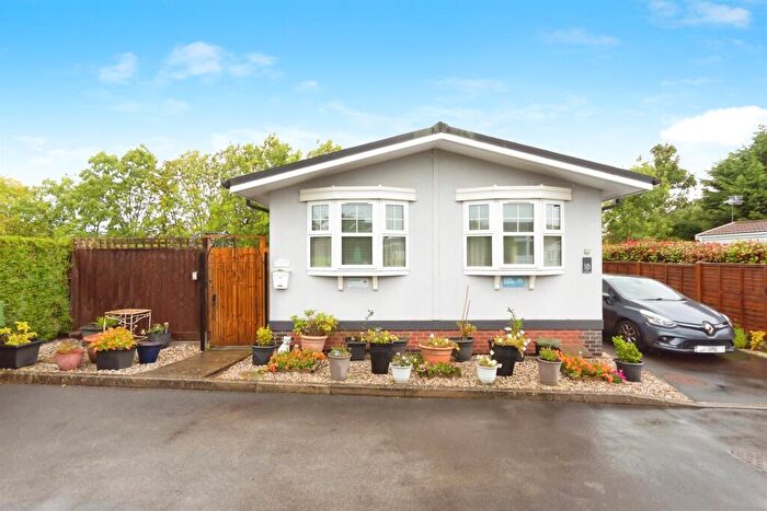 2 Bedroom Park Home For Sale In Ash Crescent, Wythall, Birmingham, B47