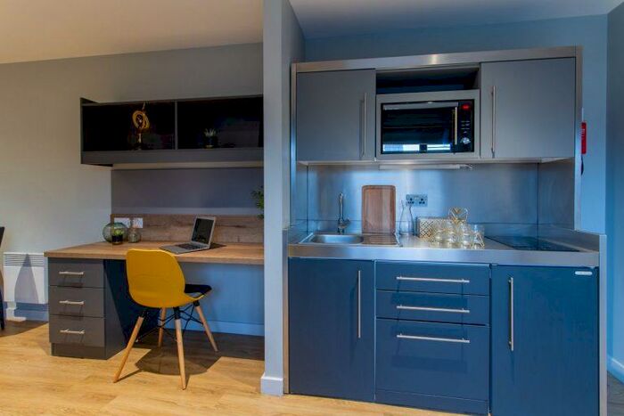 1 Bedroom Flat To Rent In Prestige Accessible Studio W Bar, Sheffield, S3