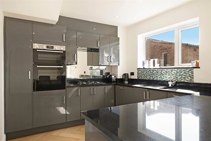 3 Bedroom Semi-Detached House For Sale In Thornbury Gardens, Borehamwood, WD6