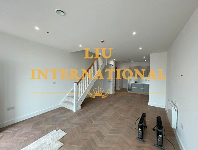 4 Bedroom Flat To Rent In Urban House, SE3