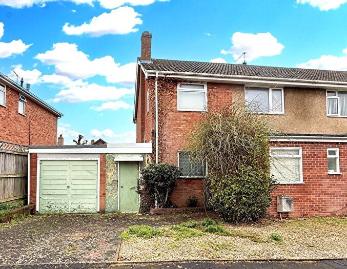 3 Bedroom Semi Detached House For Sale In Paddocks Lane, Cheltenham, GL50