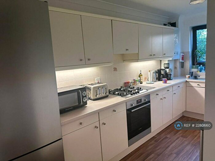 1 Bedroom Flat To Rent In Knyveton Road, Bournemouth, BH1