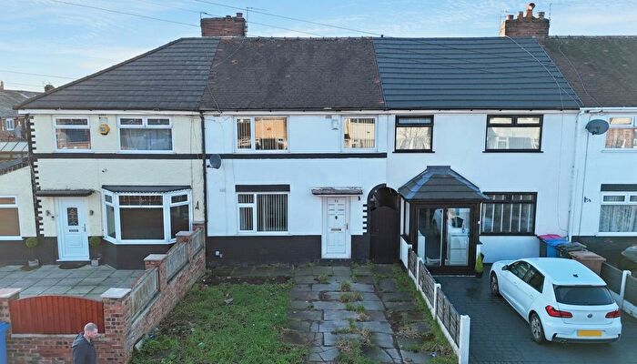 3 Bedroom Terraced House For Sale In Ferry Road, Irlam, M44